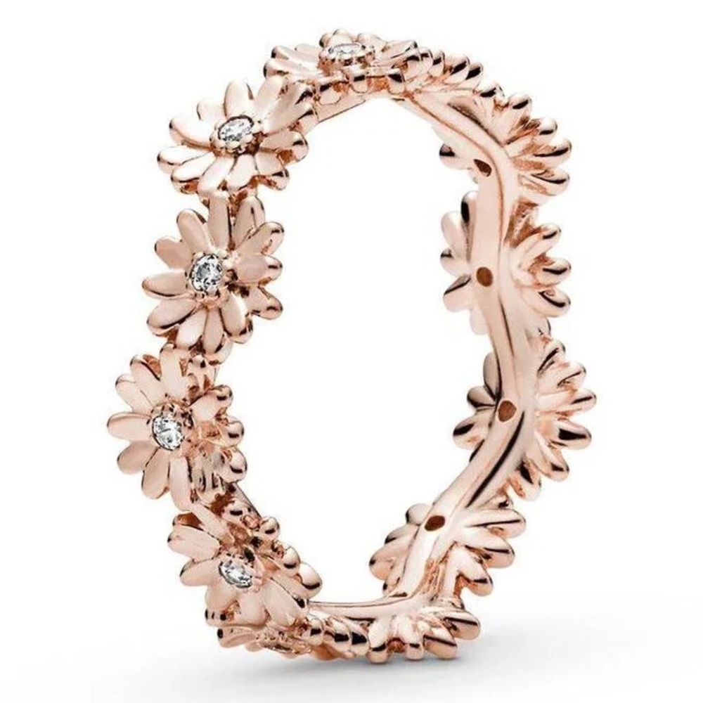 Pandora Sparkling Daisy Flower Crown Ring